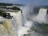 Erlebe die beeindruckenden Iguazú-Wasserfälle